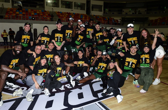 pAISAS bASKET cAMPEON