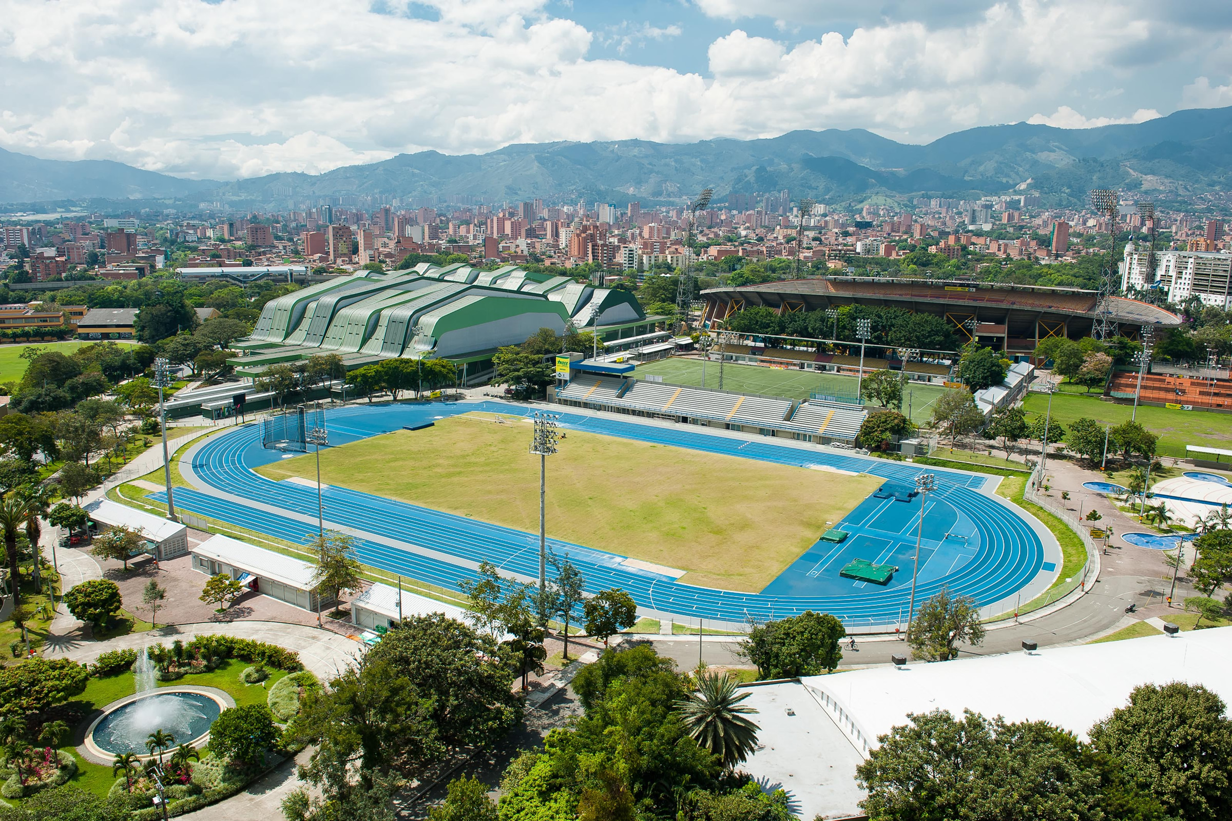 Panorámica Unidad Deportiva Atanasio Girardot